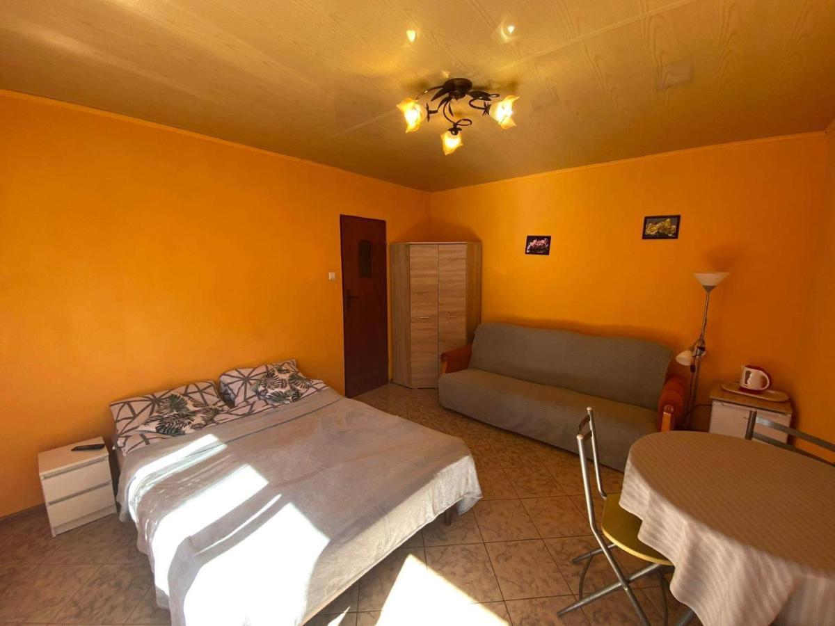 Pokoje Goscinne Marcin Leba Exterior photo