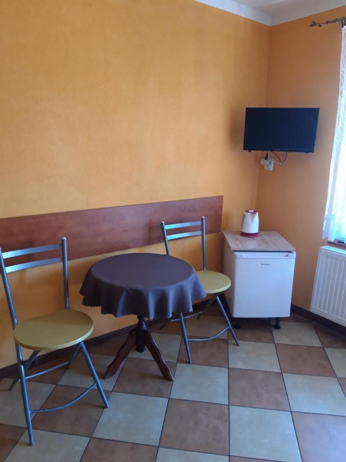 Pokoje Goscinne Marcin Leba Exterior photo